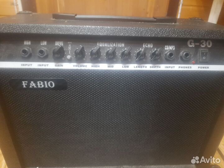 Комбоусилитель fabio для электрогитары