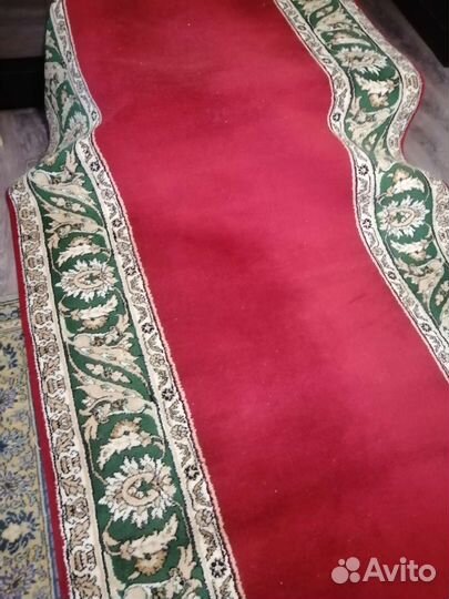 Ковер шерстяной новый