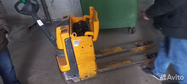 Поводковая тележка 1,4–2,0 т бу EJE 116