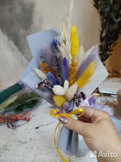 Яркий букет комплимент