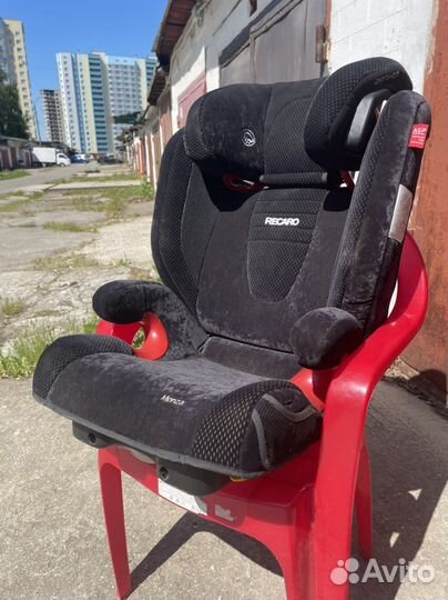 Детское автокресло