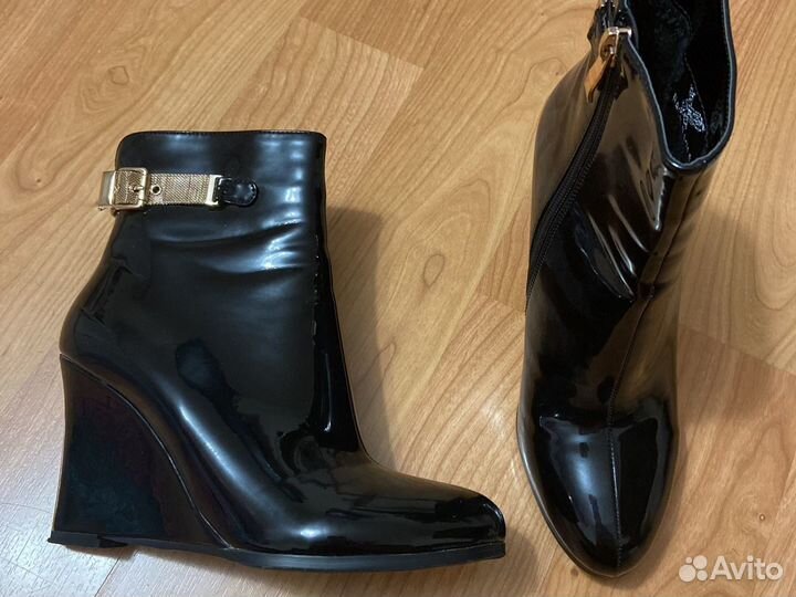 Ботинки женские