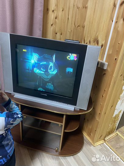 Продам телевизор