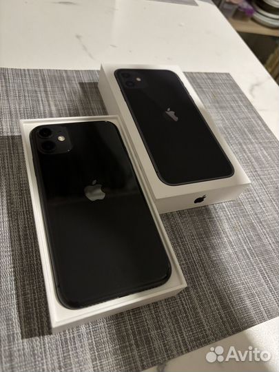 iPhone 11, 64 ГБ