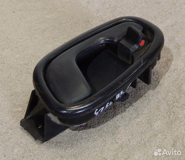 Ручка двери зад. левой внутренняя Chevrolet Lanos