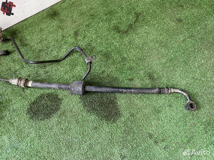 Трубка гура Hyundai Accent Хендай Акцент