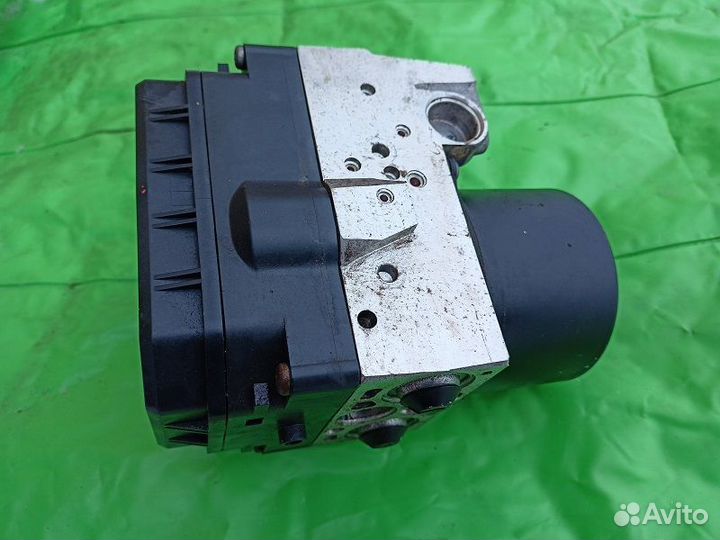 Блок ABS VDS на Subaru Tribeca W10 WXF 2007-2013г