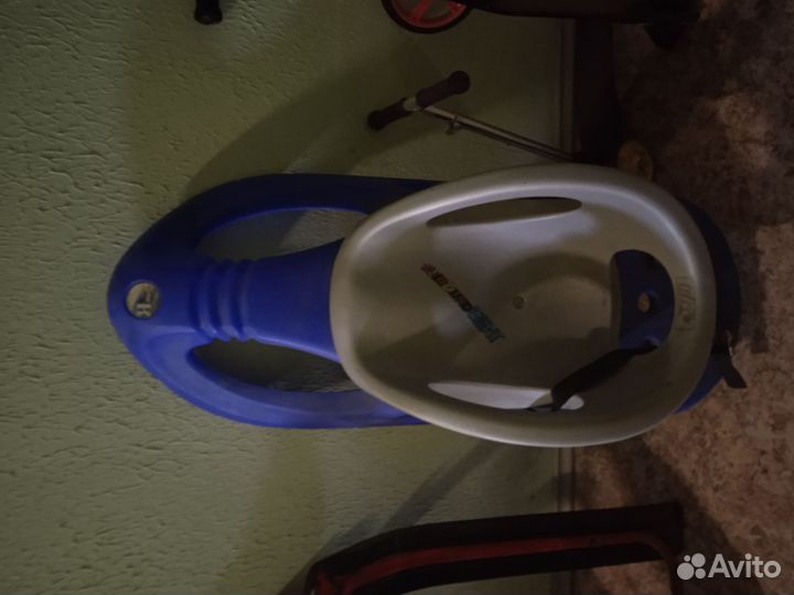 Санки и тюбинги