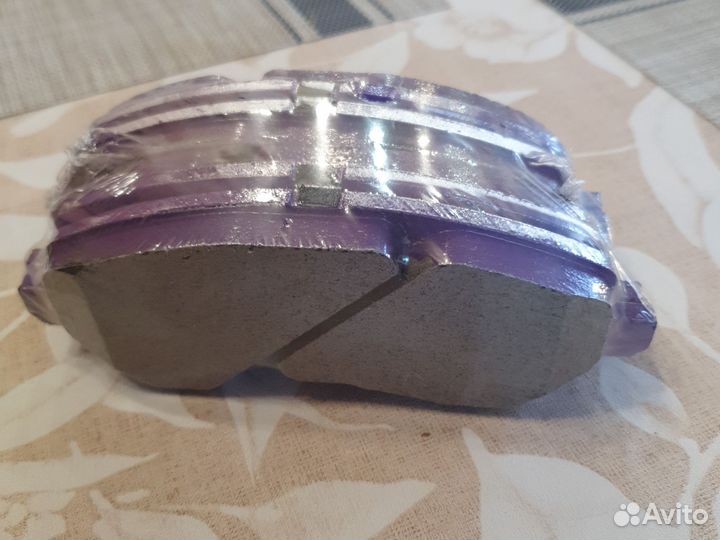 Тормозные колодки перед Митсубиси аутлендер 2014