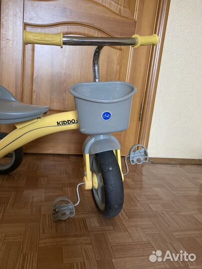 Детский трехколесный велосипед бу