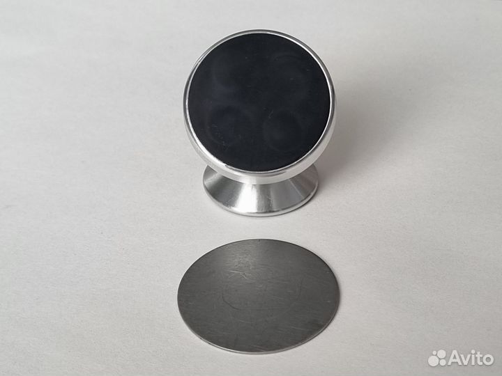 Магнитный держатель для телефона
