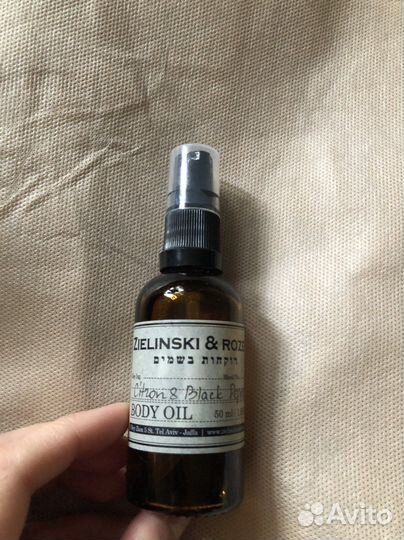 Тональный крем Urban Decay