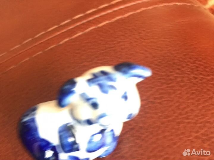 Фарфоровые фигурки гжель