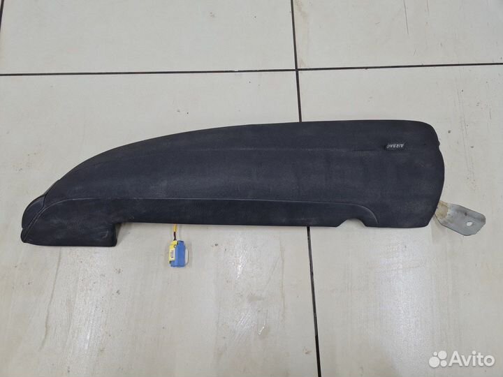 Боковая панель задняя левая Volkswagen Passat B6