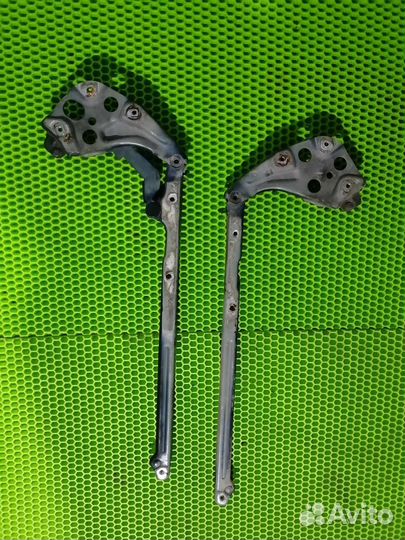 Петли капота Mercedes benz w210