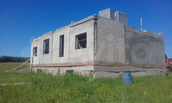 Дом 300 м² на участке 20 сот.