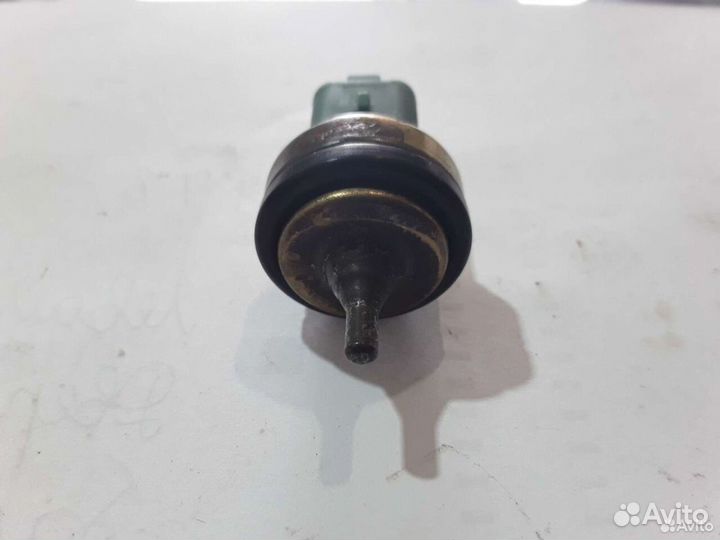 Датчик температуры на термостат Peugeot 307 Пежо