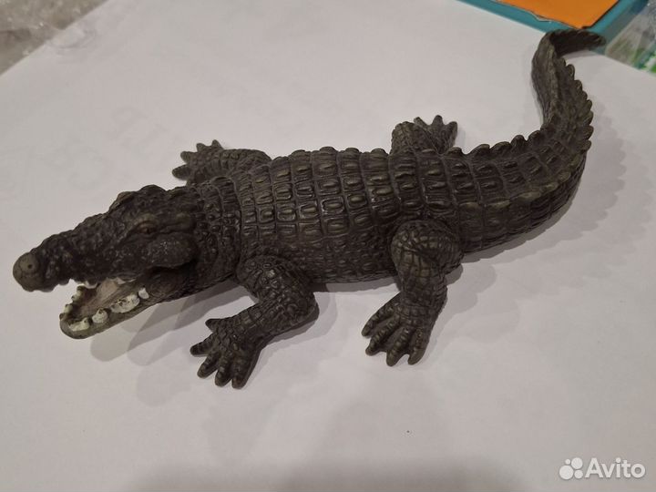 Крокодил schleich