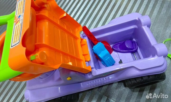 Машинка каталка толокар