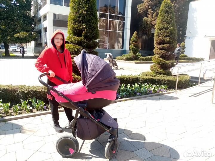 Продам коляску 2 в 1