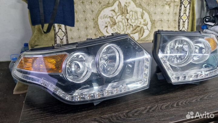 Фары на УАЗ Патриот