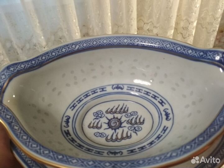 Чайно столовый сервиз 