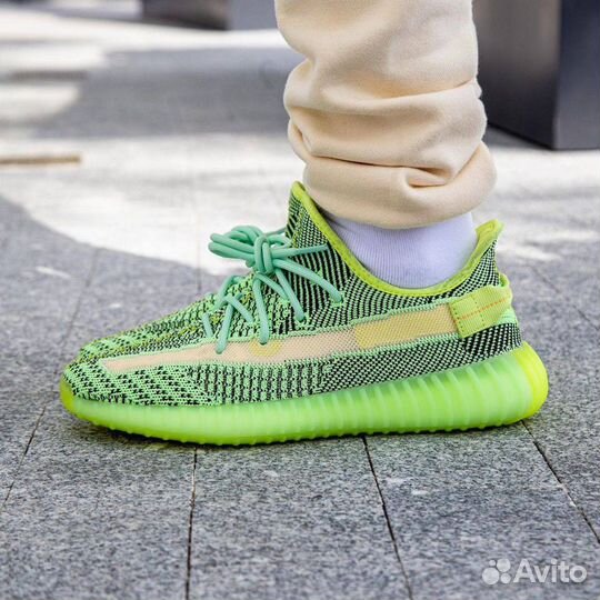 Кроссовки Adidas Yeezy Boost 350 v2 Yeezreel