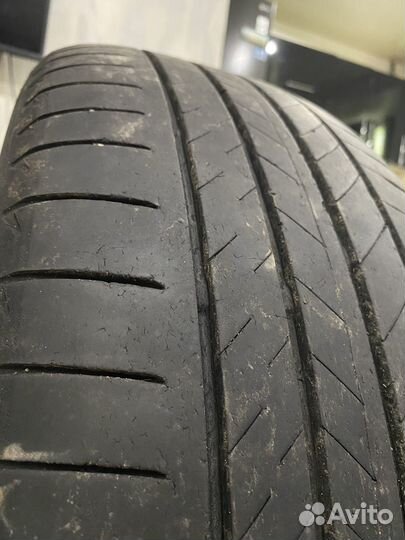 Bridgestone Alenza 001 235/55 R19