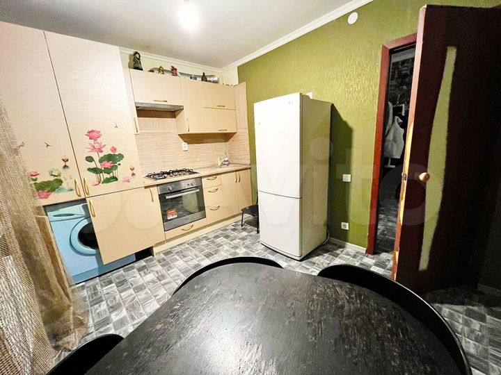 2-к. квартира, 47 м², 3/3 эт.