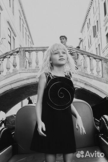Платье для девочки zara 116 новое