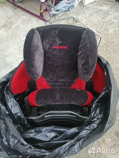 Детское автомобильное кресло. Италия