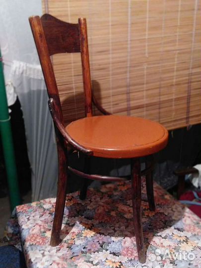 Винтажный ретро стул