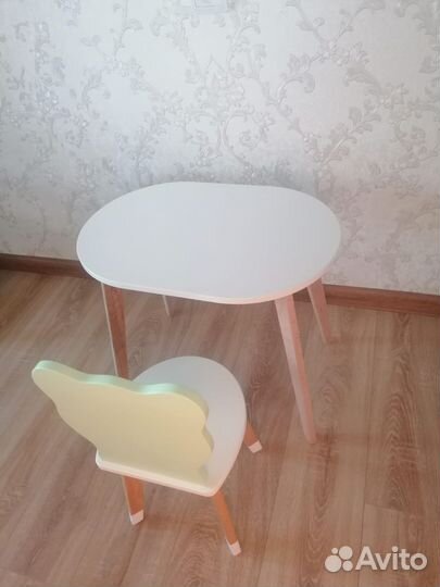 Детский стол и стул