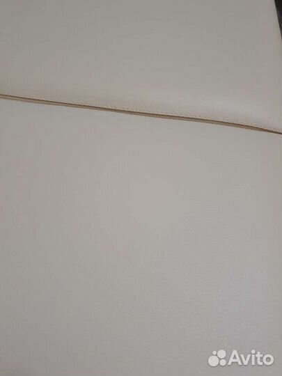 Кушетка с регулировкой высоты