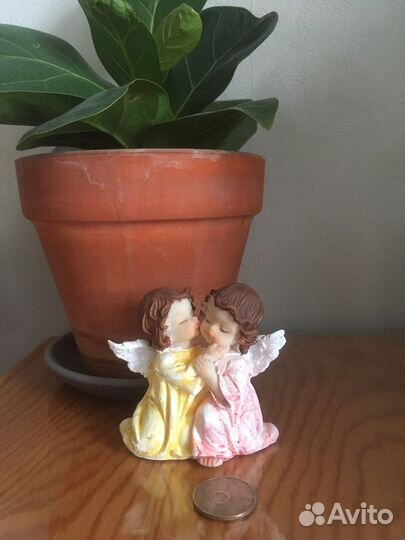 Ангел статуэтки
