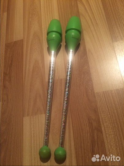 Булавы Обруч и другое для гимнастики