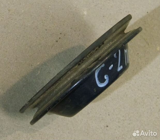 Шкив помпы VW Golf 2