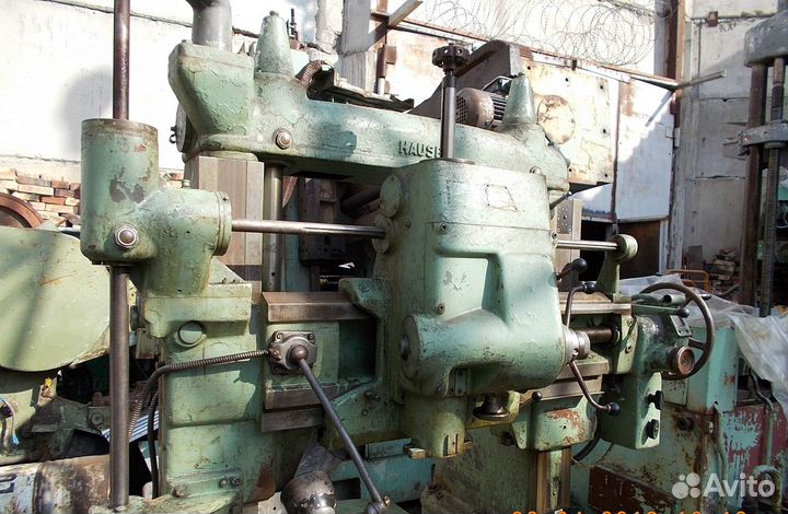 Координатно-расточной станок Hauser Type4C