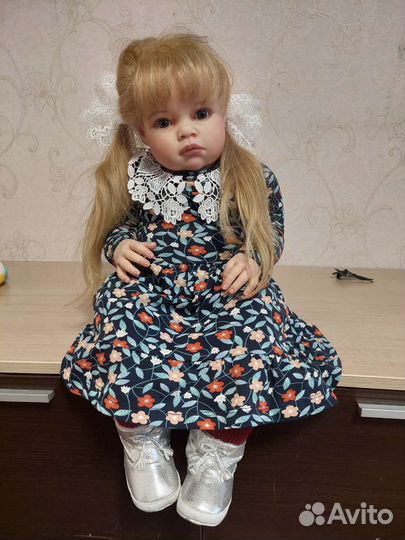 Кукла реборн девочка с одеждой