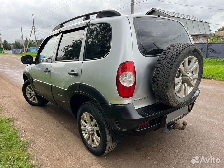 Chevrolet Niva 1.7 МТ, 2011, 200 000 км