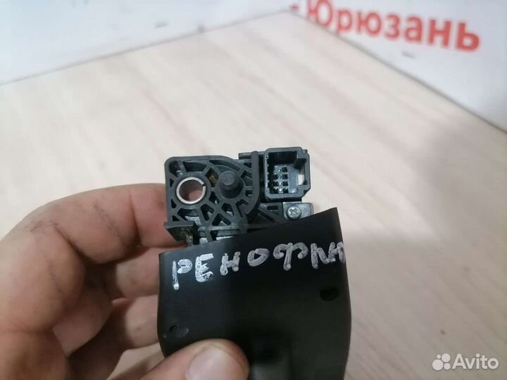 Джойстик магнитолы Рено Флюенс