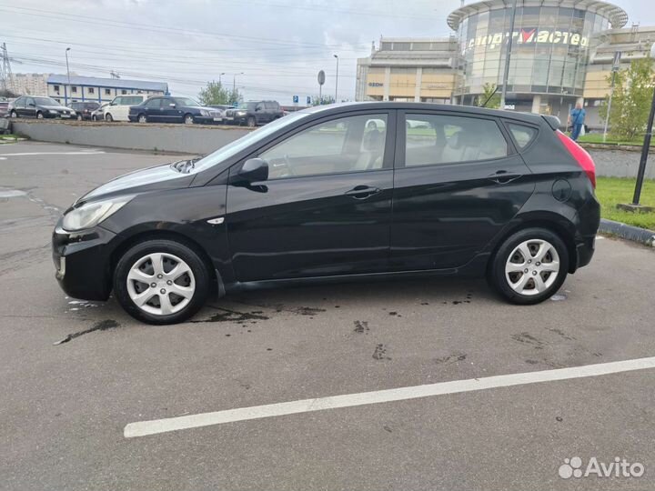 Hyundai Solaris 1.4 AT, 2011, 131 000 км