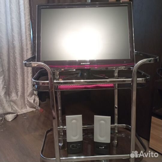 Монитор Samsung 24 изогнутый