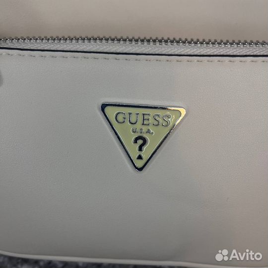 Сумка Guess бежевая