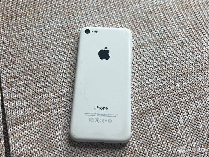 iPhone 5C, 8 ГБ