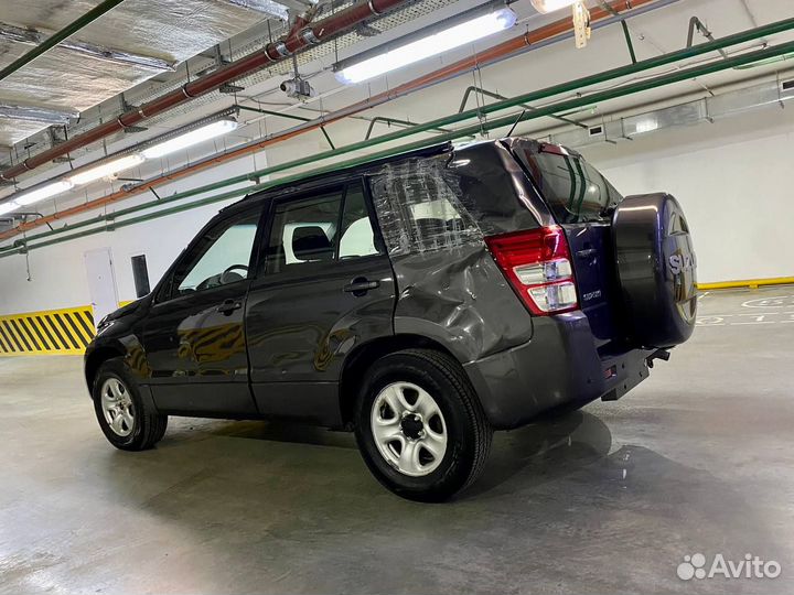 Suzuki Grand Vitara 2.0 МТ, 2013, битый, 136 448 км