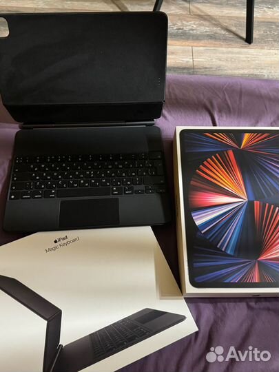 iPad pro 12.9 m1 128gb + magic keyboard