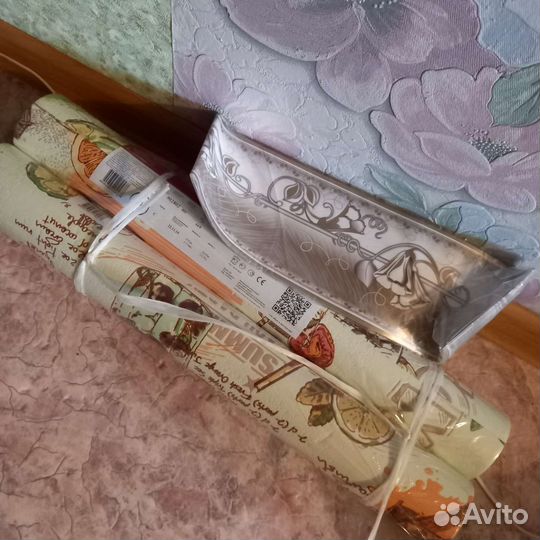 Обои и бордюр