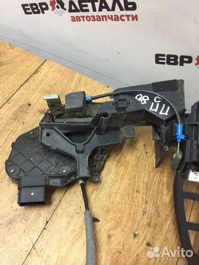 Замок двери передней правой Ford Mondeo 4