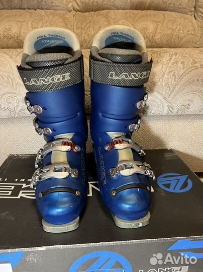 Горнолыжные ботинки